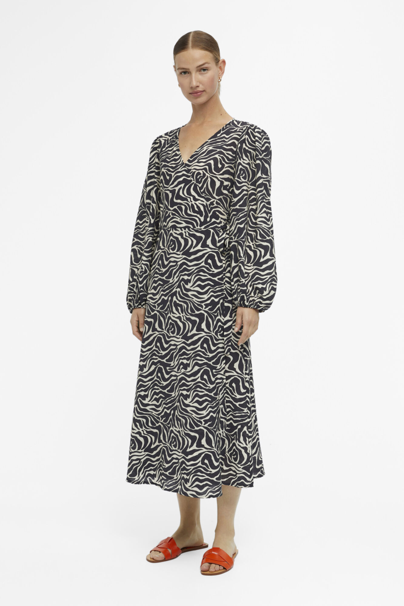 Vestido midi envelope - Preto