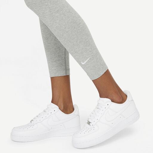 Nike Sportswear Essential