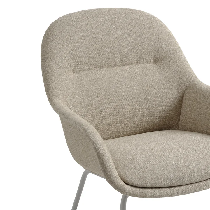 Muuto - Fiber Lounge Armchair Tube Base, schwarz / Refine Leder Cognac