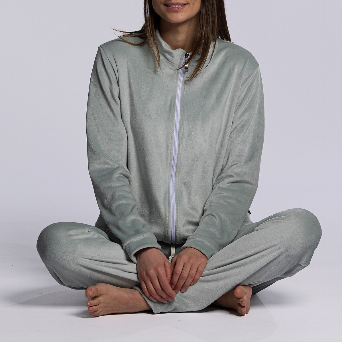 TECCIA<br>Pijama de veludo One