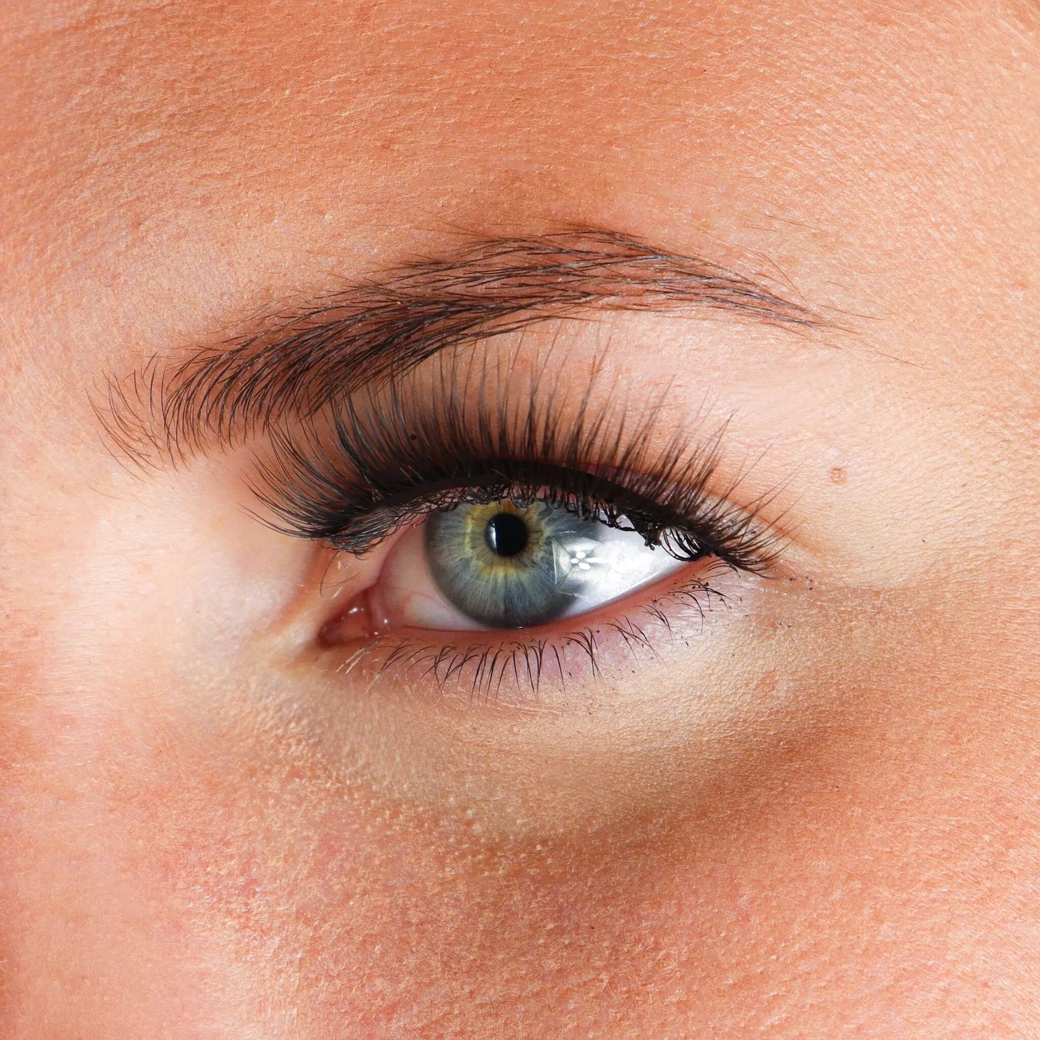 Lashes Simone