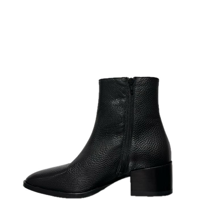 Via Vai 62156 Rose Baker 02-900