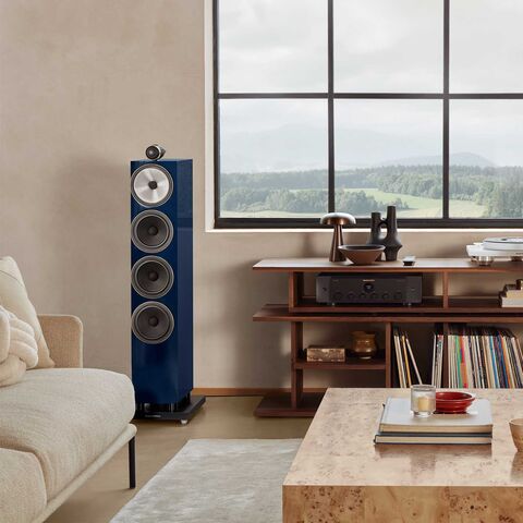 B&W 702 S3 Signature – ultra-exclusieve vloerluidspreker Midnight Blue Metallic
