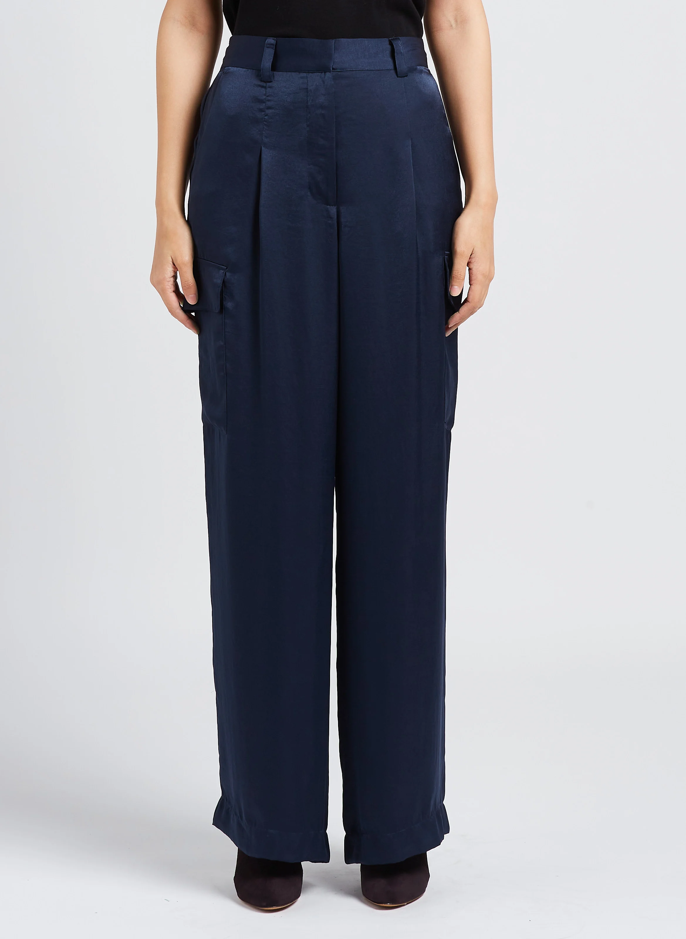 CARY - Pantalon cargo taille haute satiné | Bleu