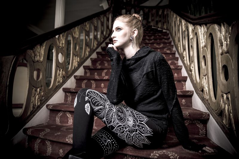 Built For Comfort | Gothicana by EMP Legging