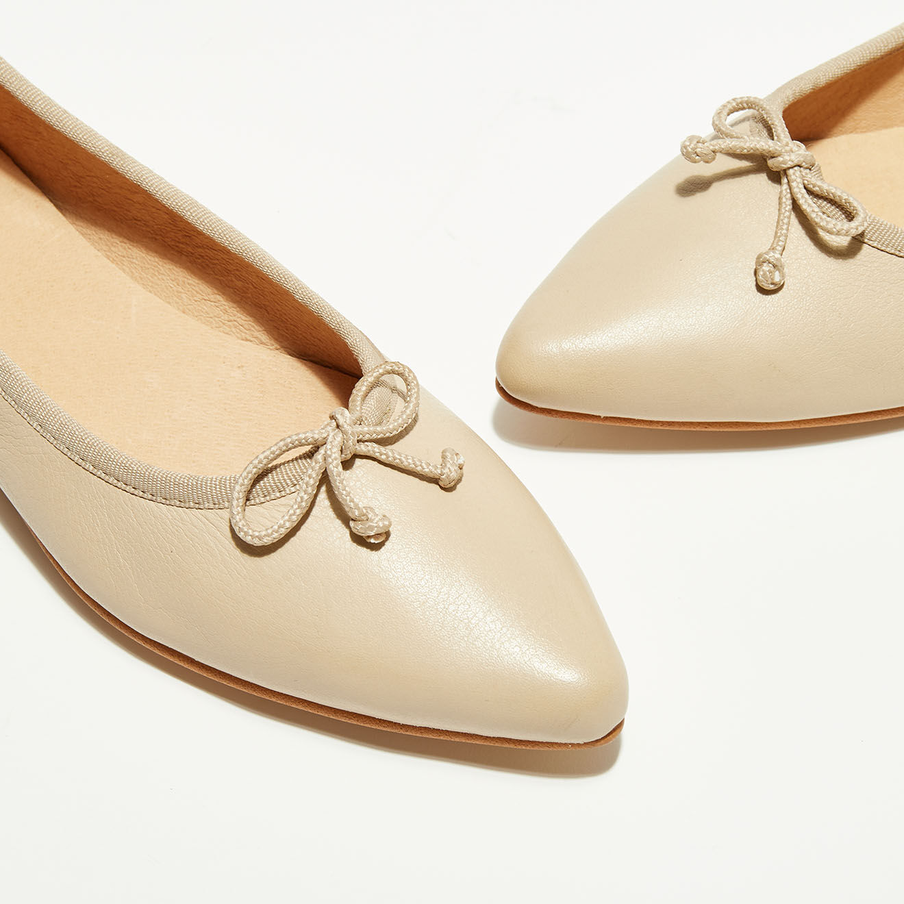 Quartier Latin Ballerines en Cuir Elise beiges