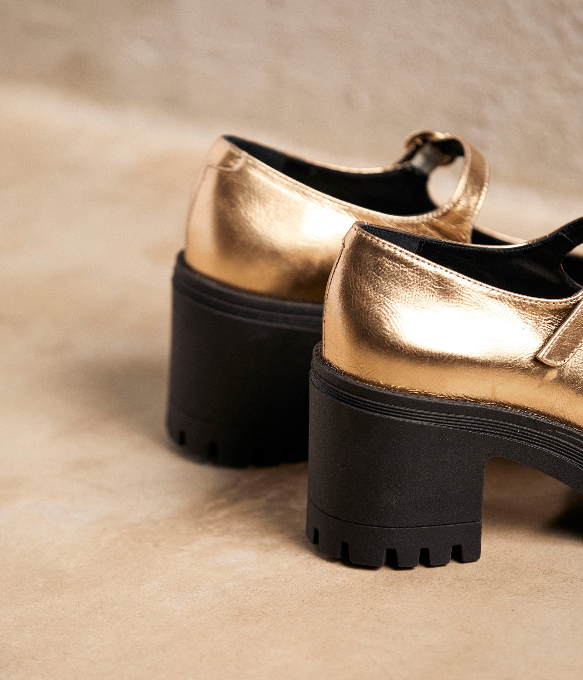Babies cuir doré Anae