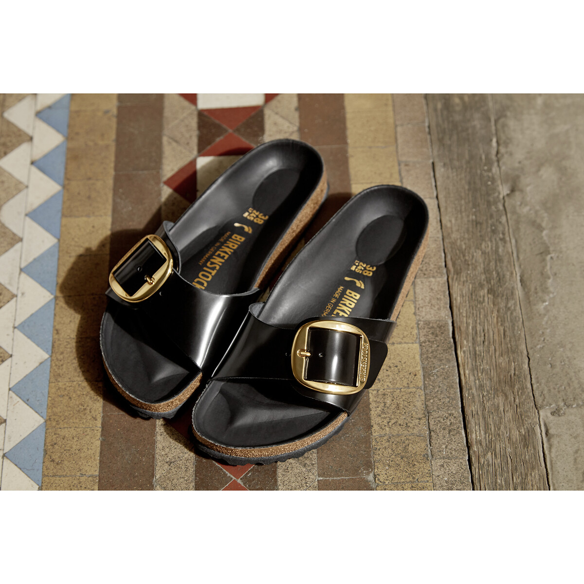 BIRKENSTOCK<br>Mules com fivela grande Madrid Big Buckle