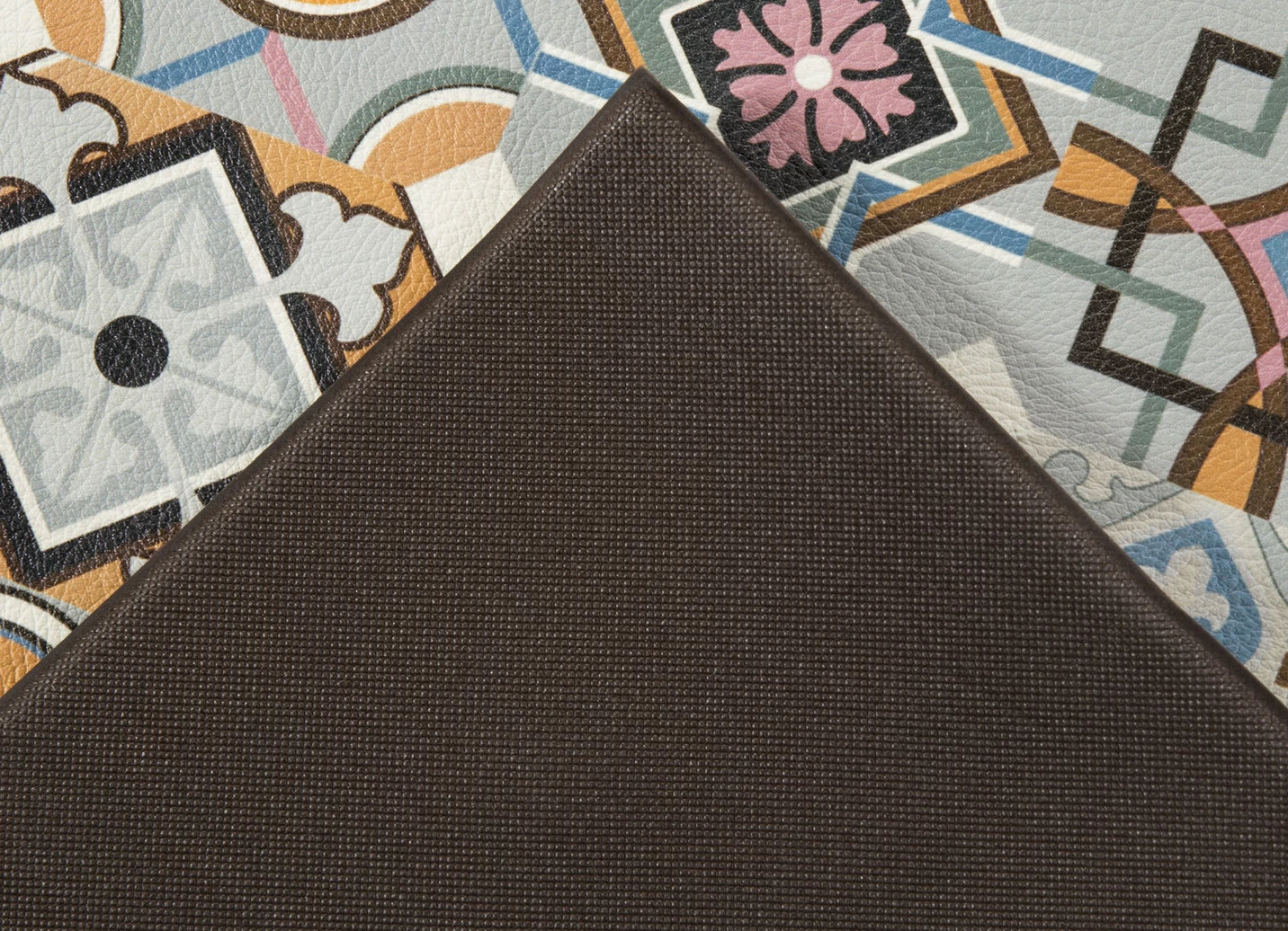 Strapazierfähiger Küchenläufer und -teppich im Fliesen-Design