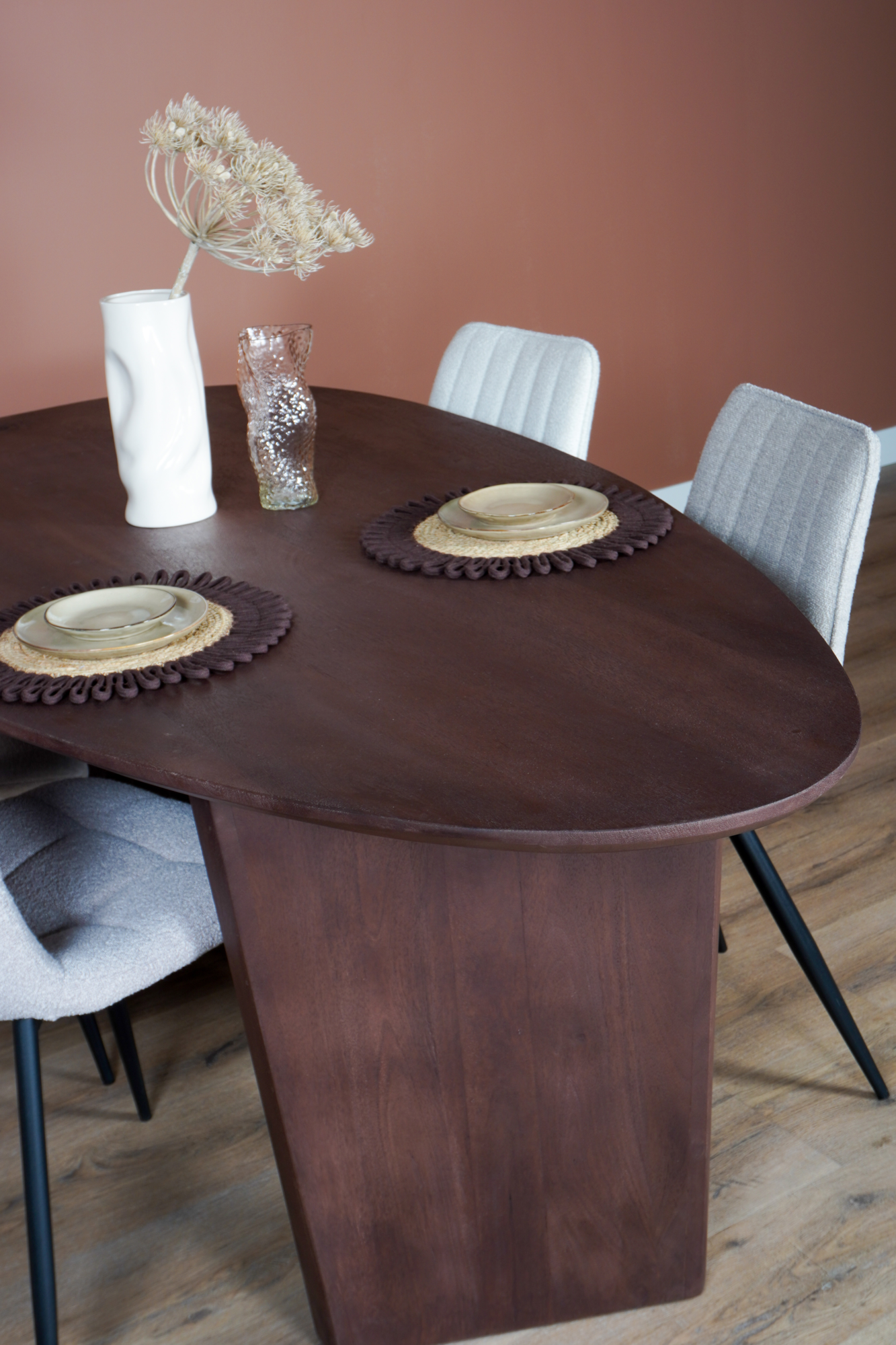 Eettafel Rudo - Espresso mangohout 200 x 110 cm
