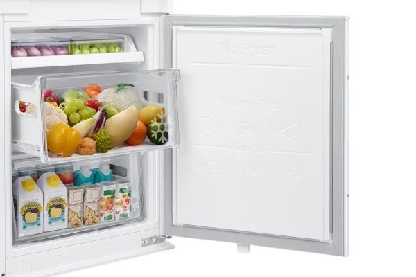 Samsung BRB26705DWW - Køleskab/fryser - bund-fryser - til indbygning - niche - bredde: 55.5 cm - dybde: 56 cm - højde: 177.5 cm - 264 liter - Klasse D - hvid