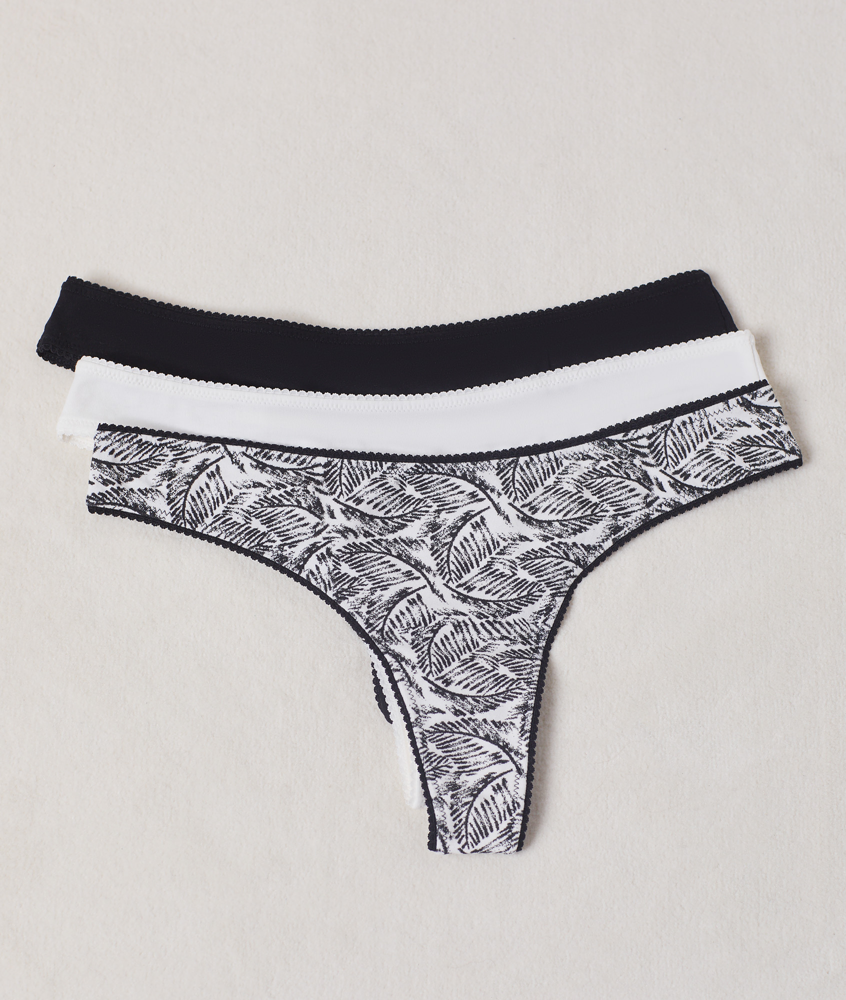 Lot de 3 tangas