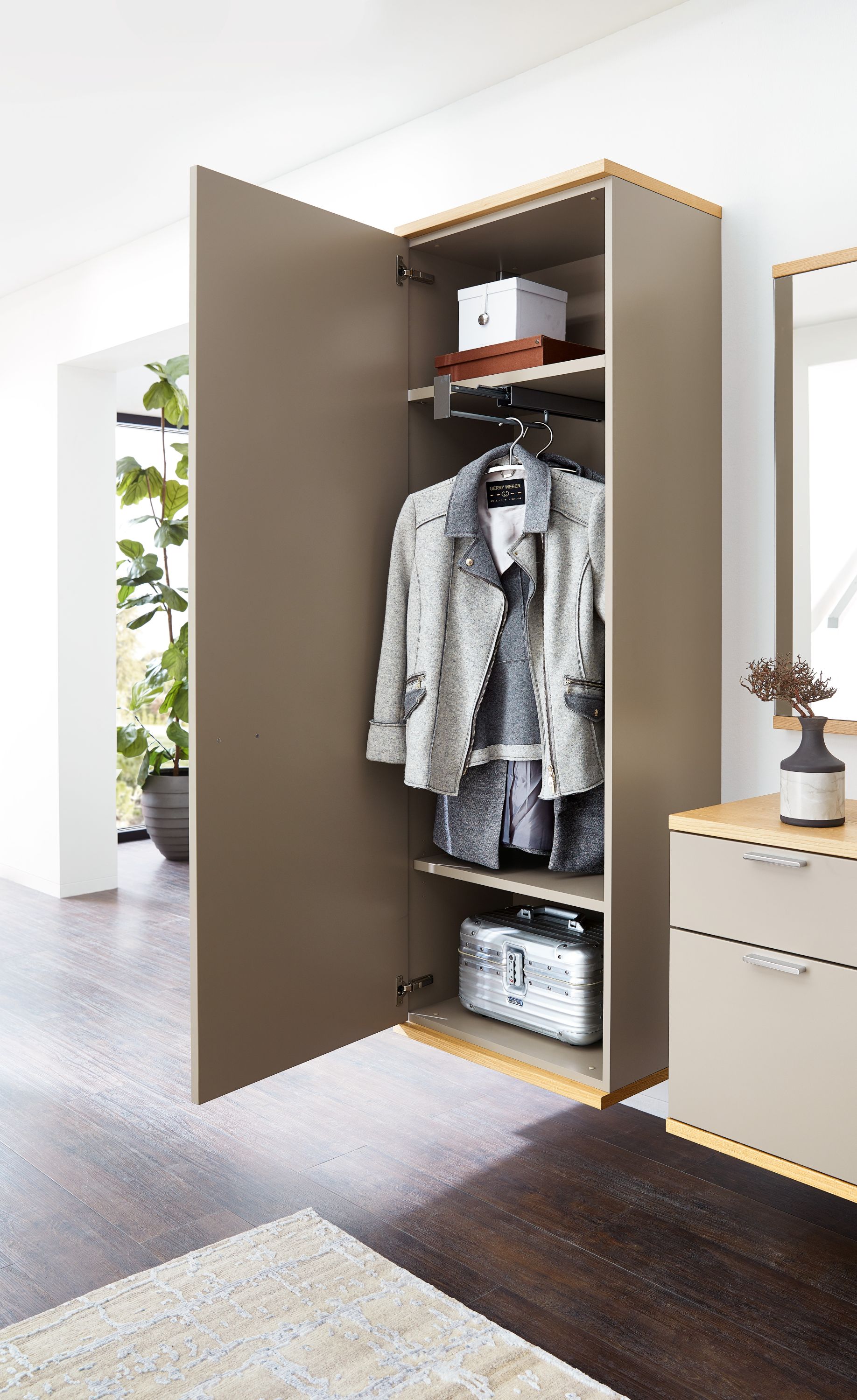 Garderobenschrank MONDO ARTIST