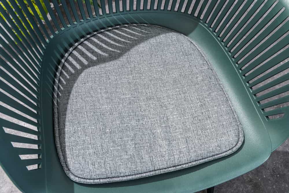 Moderner Stuhl SIGNUM salbei schwarz Kunststoff Gartenstuhl Indoor Outdoor mit Armlehnen