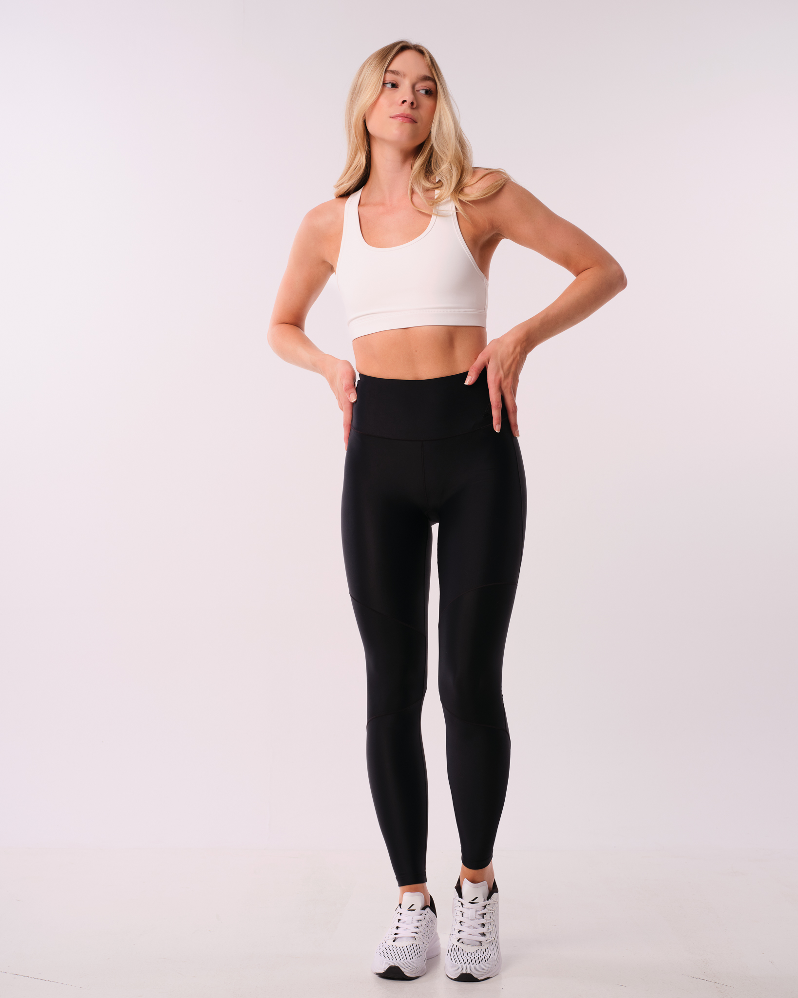 LEVITY Tech Comp Tights Black Reflective