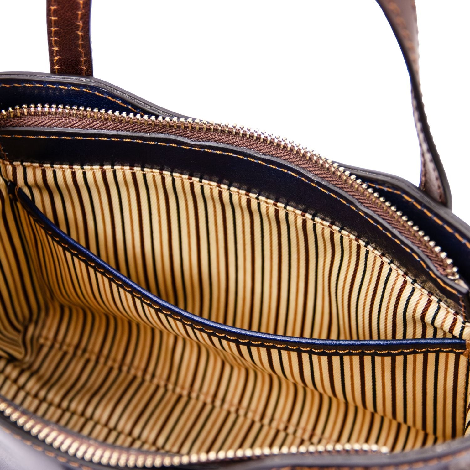TL142406 – Amelia – leren tote