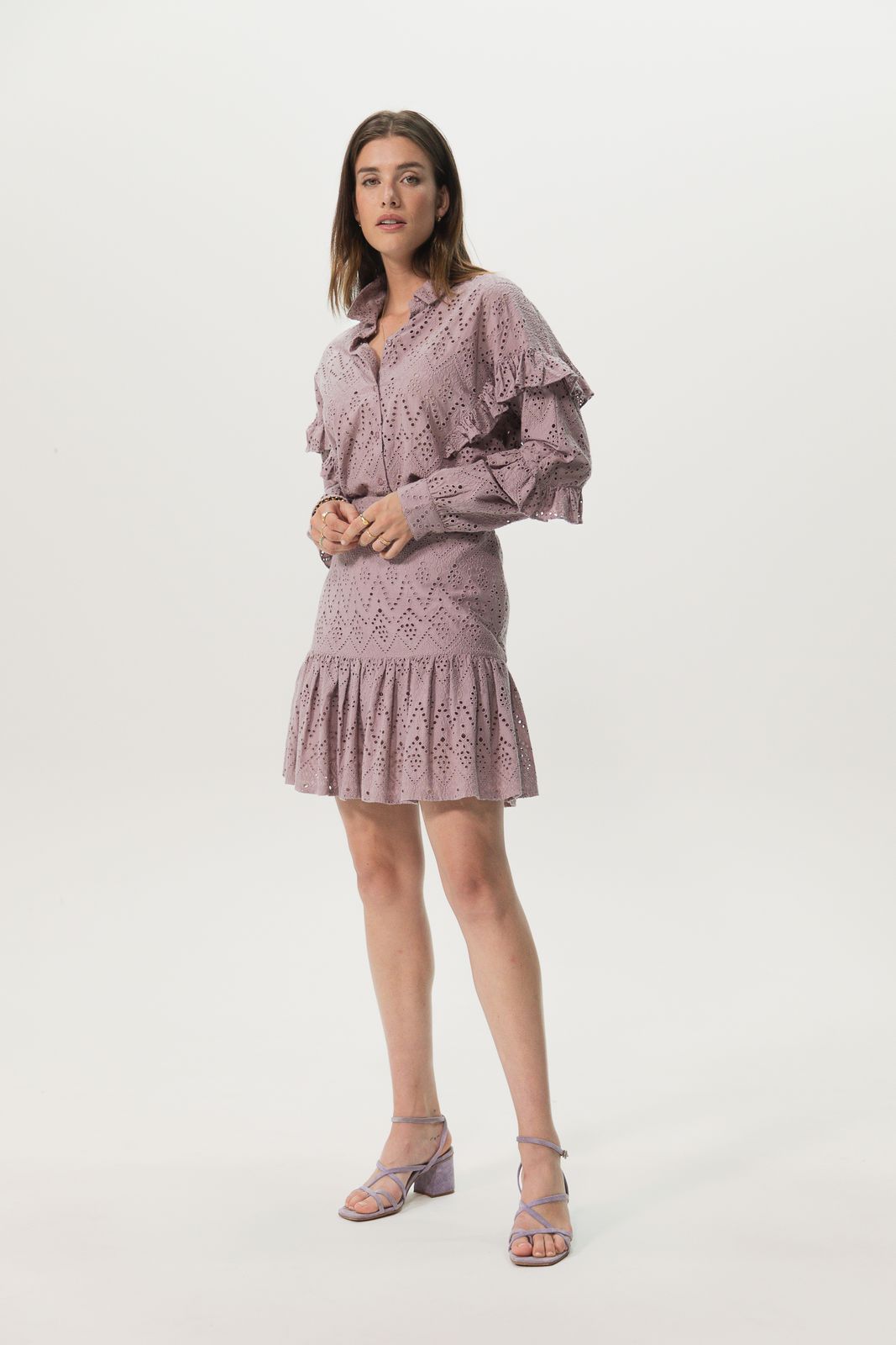 Paarse ruffle rok met broderie anglaise