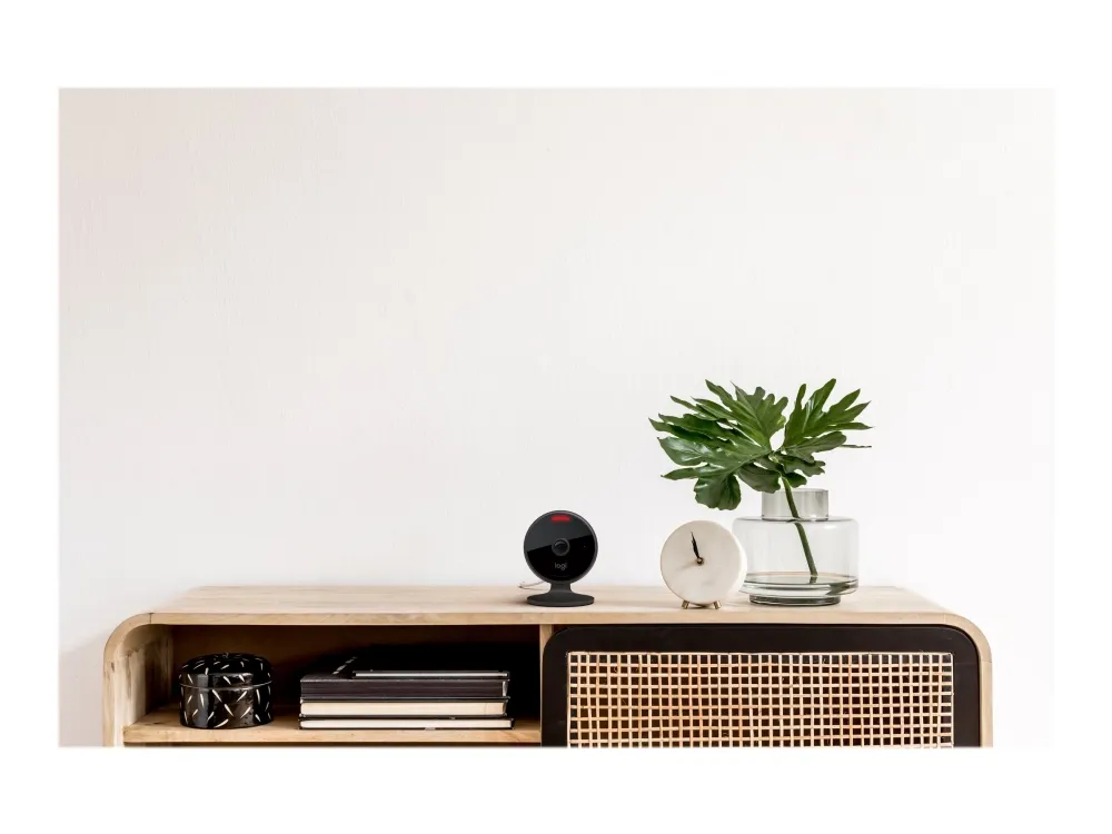 Logitech® | Circle View - Netværksovervågningskamera - udendørs, indendørs - vejrbestandig - farve (Dag/nat) - 1920 x 1080 - 1080p - audio - trådløs - WiFi