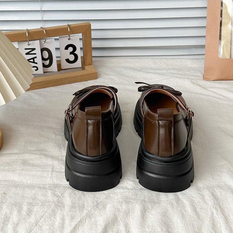 Gordong - Mary Jane pumps met strik en dikke hak