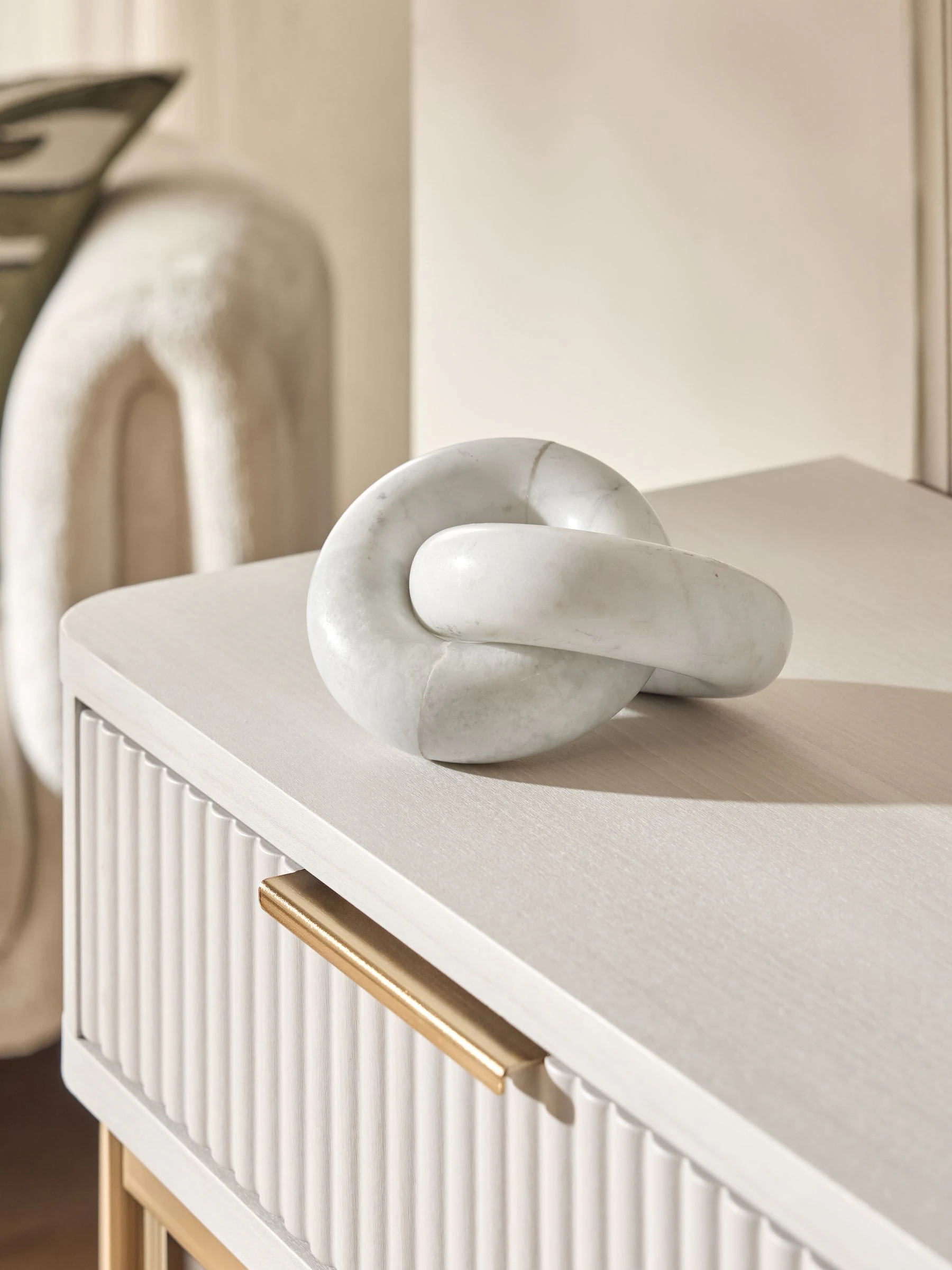 Marble Decorative Knot Ornament