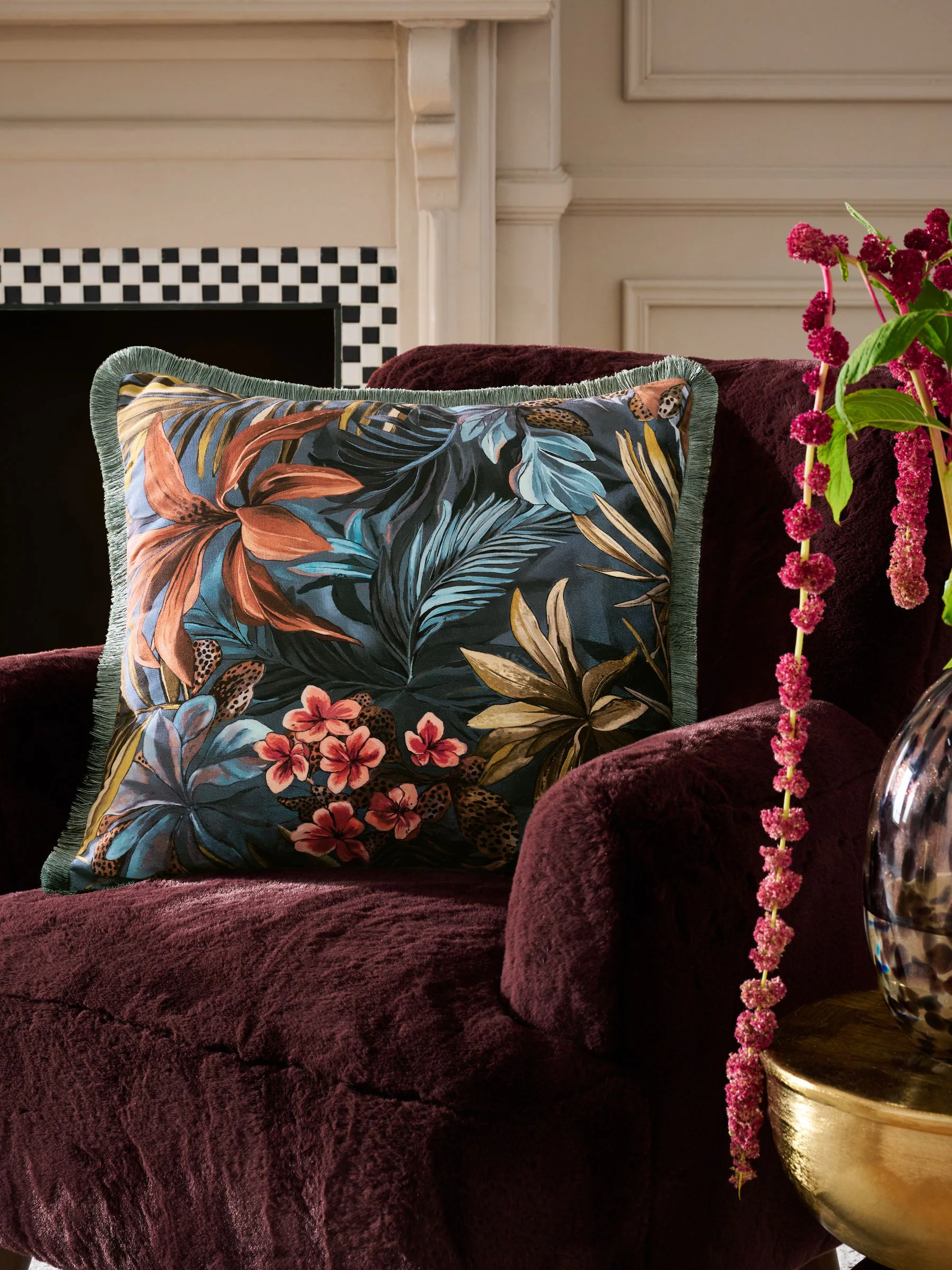 50 X 50cm Tropical Leaf Printed Velvet Cushion
