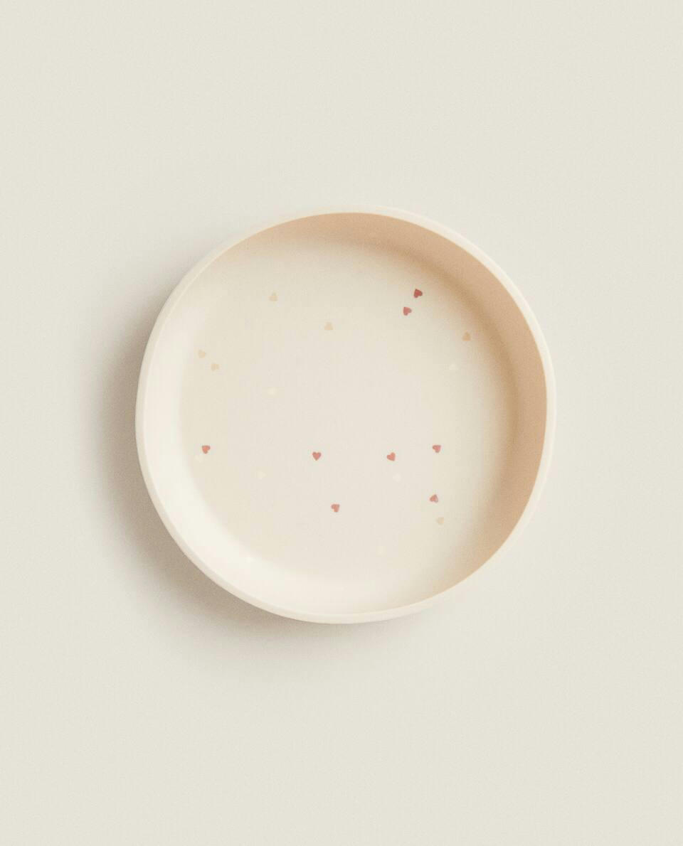 UTENSÍLIOS DE MESA DE SILICONE EM FORMATO DE CORAÇÕES