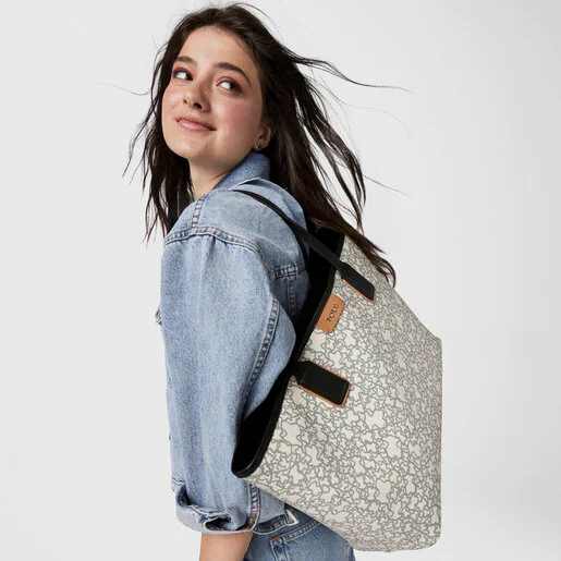 Bolsa tote grande Kaos Mini bege e preta com nécessaire.
