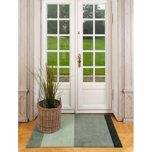 Tica Copenhagen Stripe Horisontal Gulvtæppe, Grøn/Støvet/Mørk Grøn, 90x130 cm
