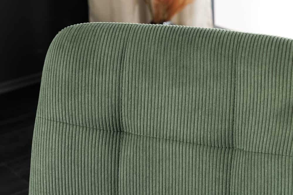 Moderner Design Stuhl TRES CHIC grün Cord schwarze Metallbeine Esszimmer