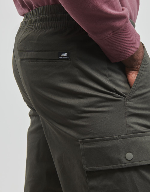 New Balance - ATHLETICS WOVEN CARGO PANT - Kaki