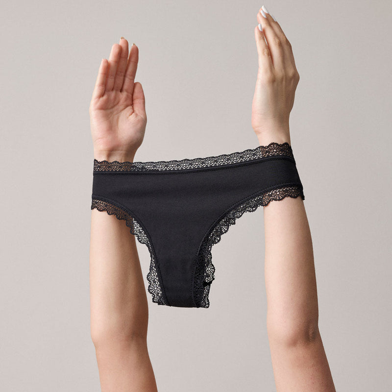 Tangas mit Spitze aus Bio-Baumwolle Weiß