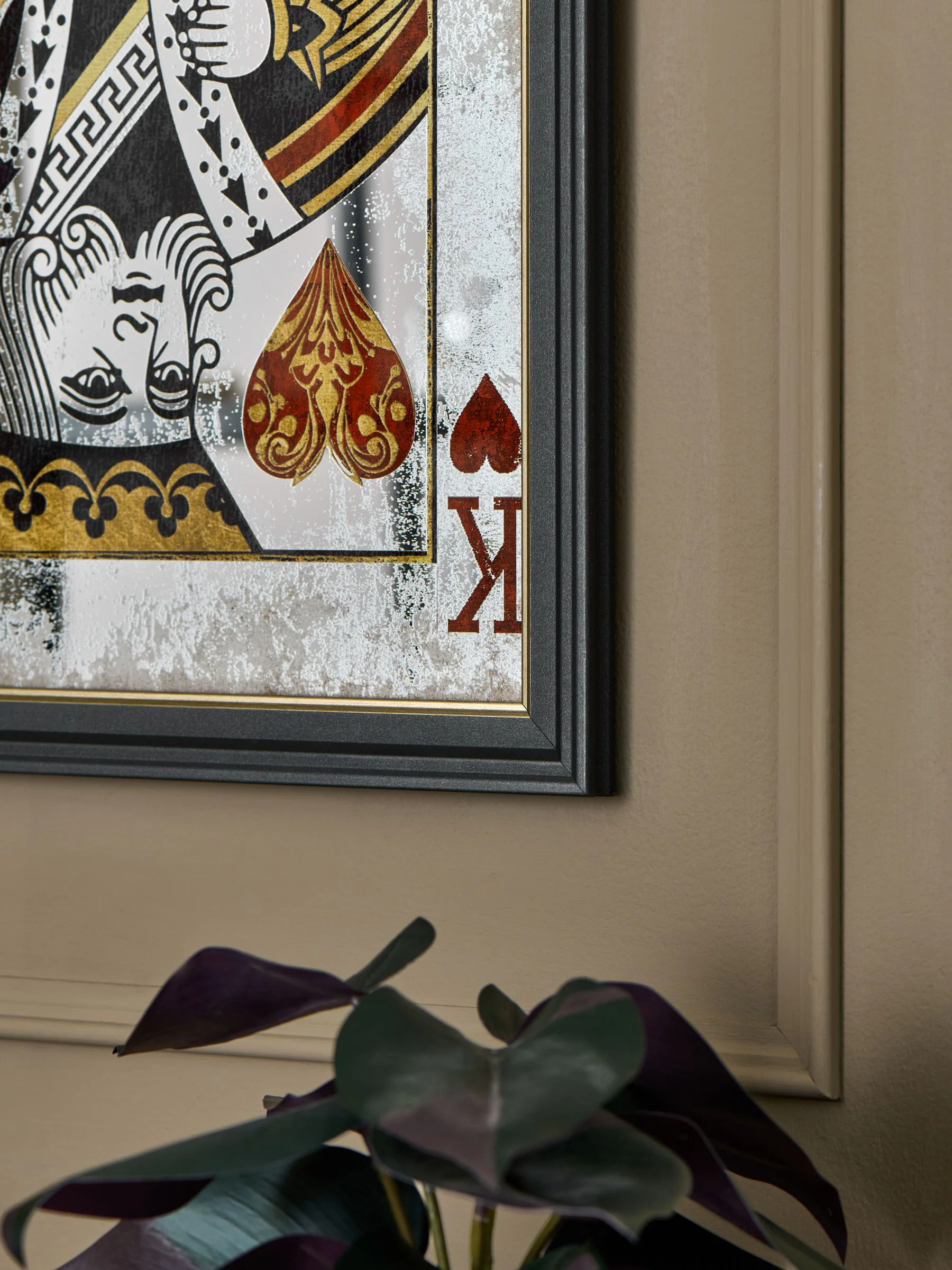 Antiqued Queen Of Hearts Mirror Wall Art