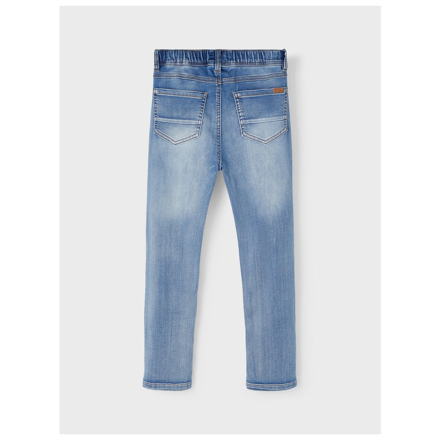 name it NKMROBIN DNMTHAYER SWE JOGGER