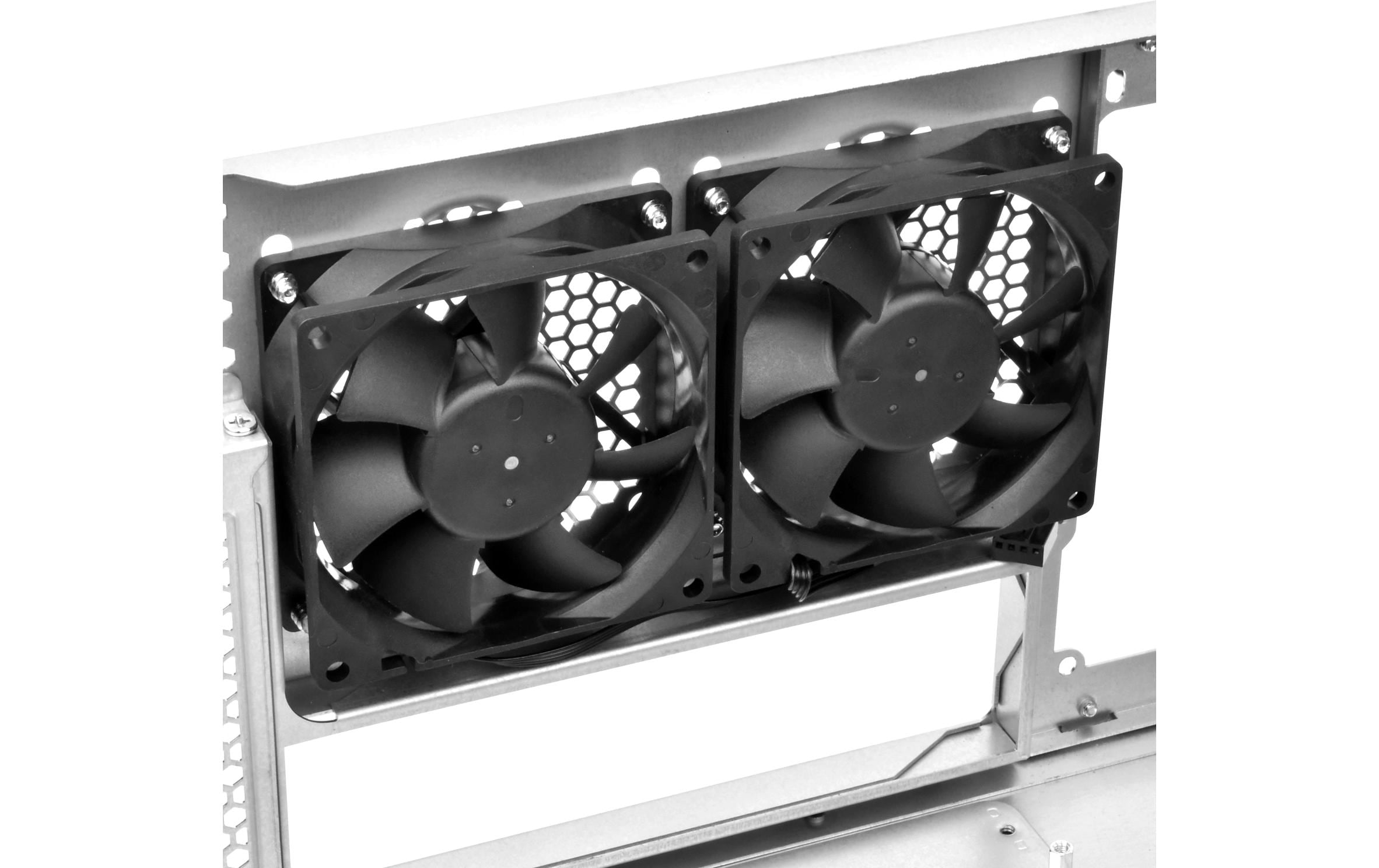 Gehäuse RM44<br>4HE-Rackmount-Servergehäuse mit verbesserter Flüssigkühlkompatibilität