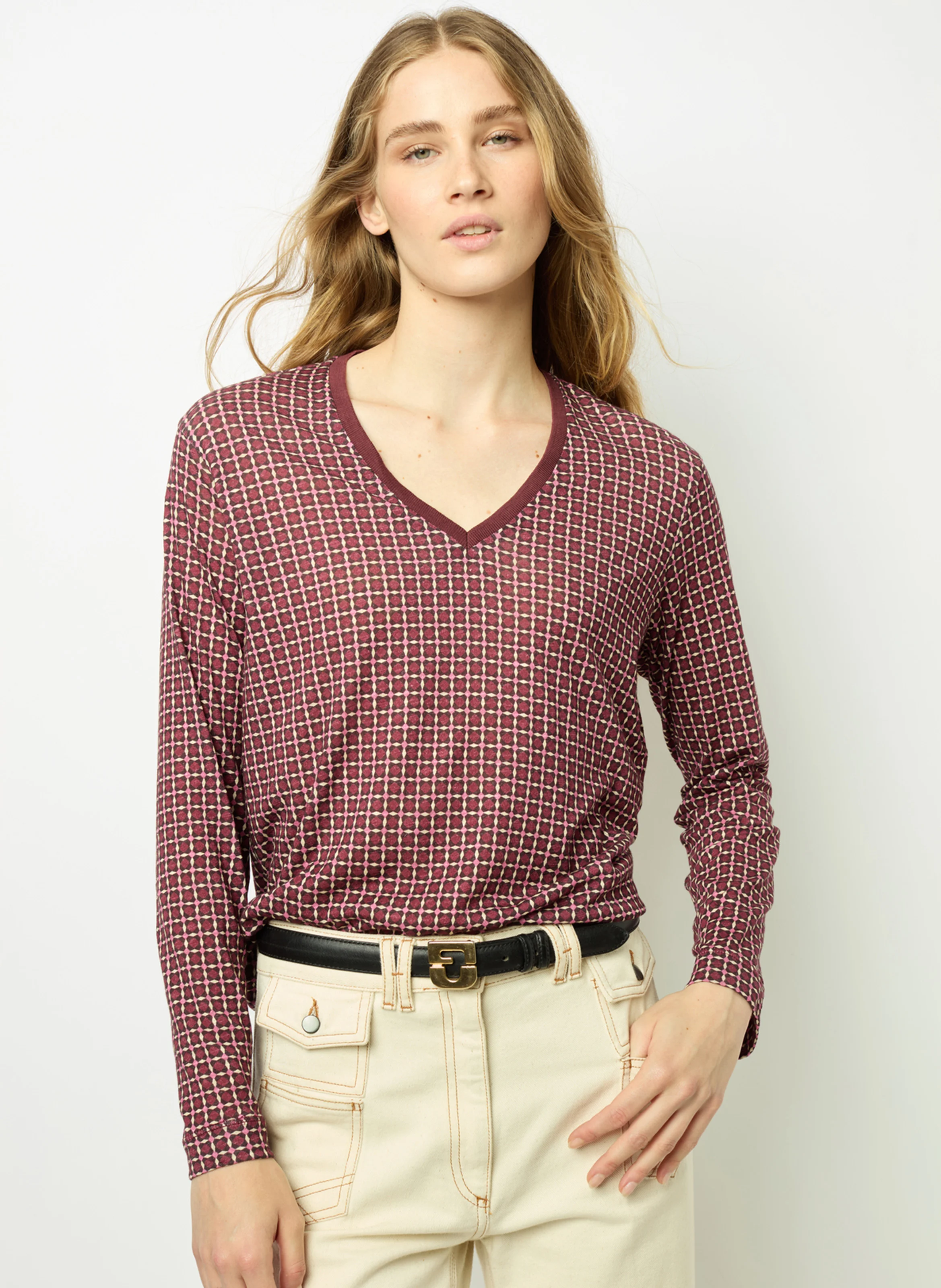AYLA - Tee-shirt col V droit en coton mélangé imprimé | Rouge