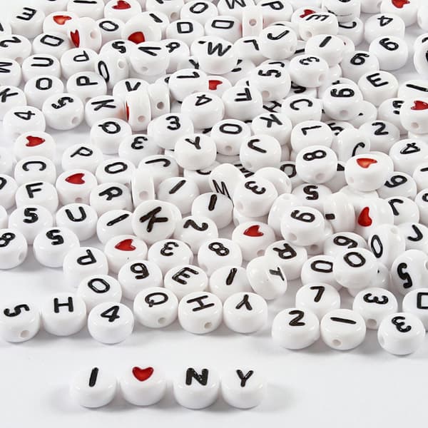 Bokstavperler, str. 7 mm, hullstr. 1,2 mm, hvit, 200 g/ 1 pk.