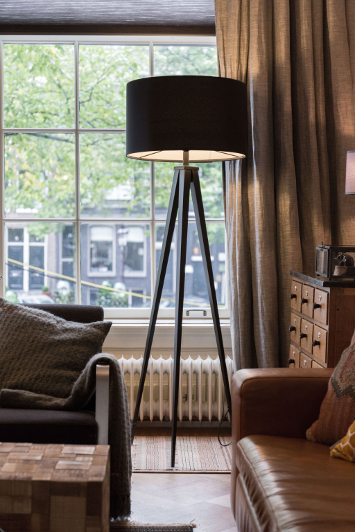 Zuiver Tripod vloerlamp zwart driepoot