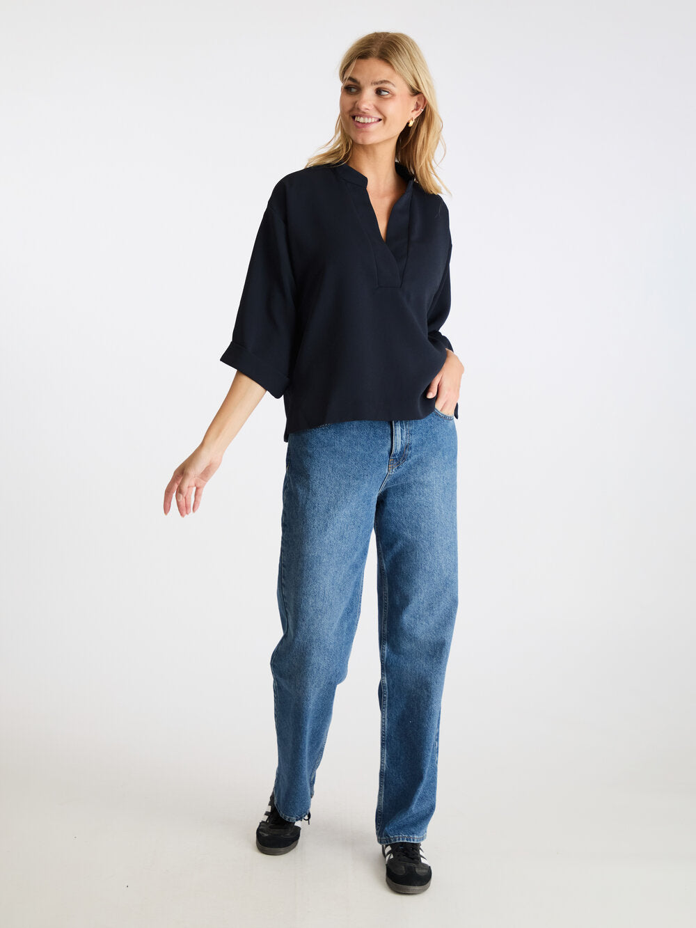 Neo Noir  Luma Crepe bluse - Navy