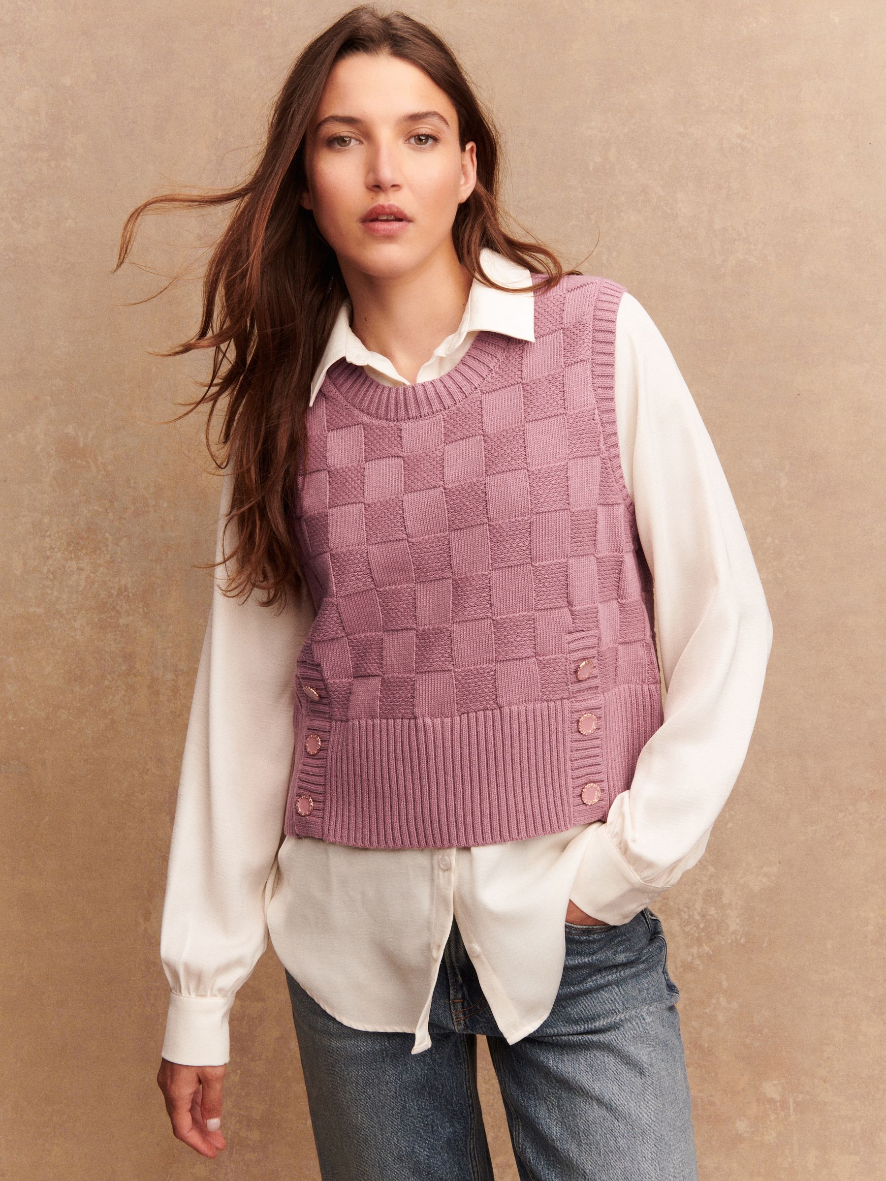 Lichtroze - Knitted Tank Shirt Layer With Button Detail