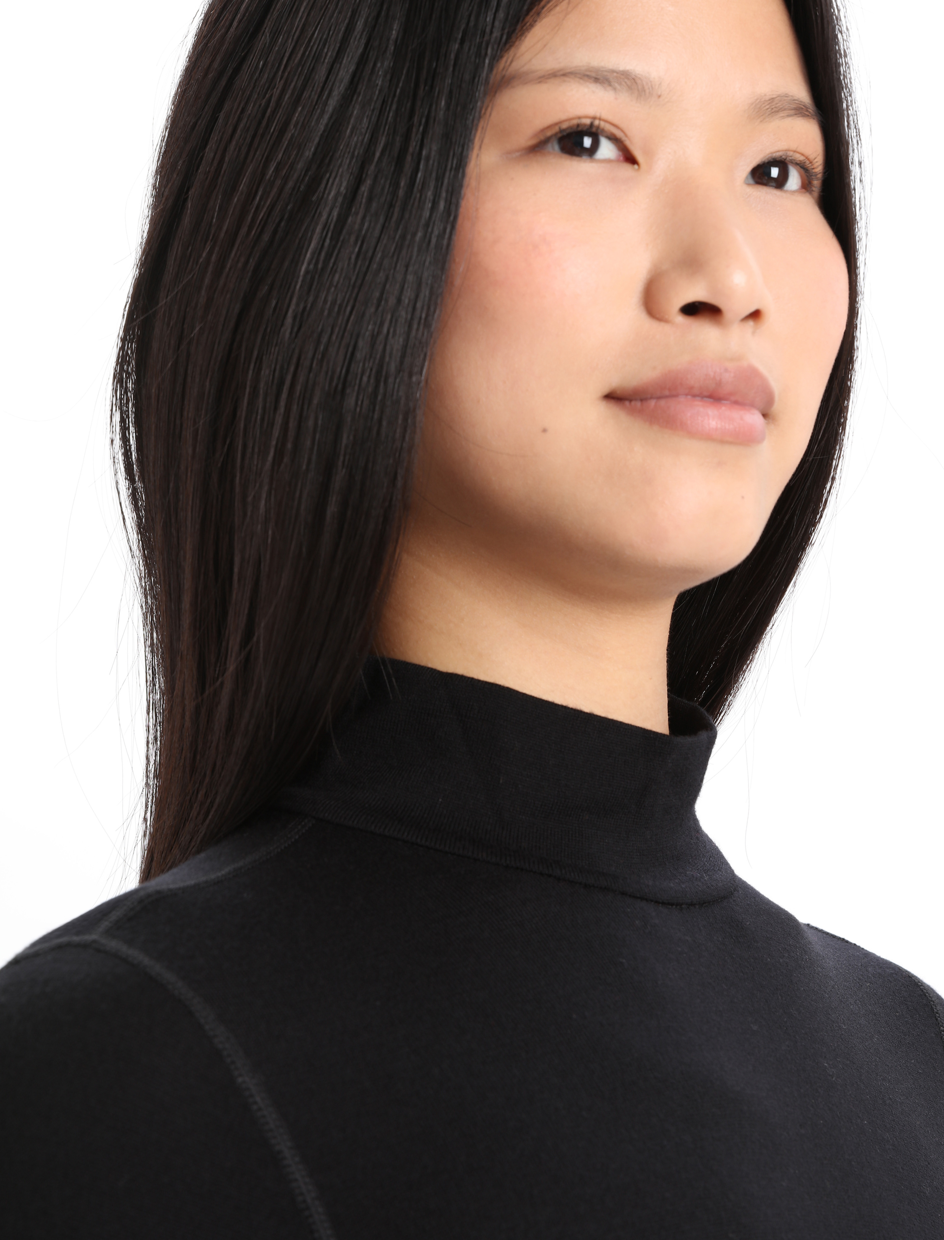 Women 260 Tech LS Turtleneck
