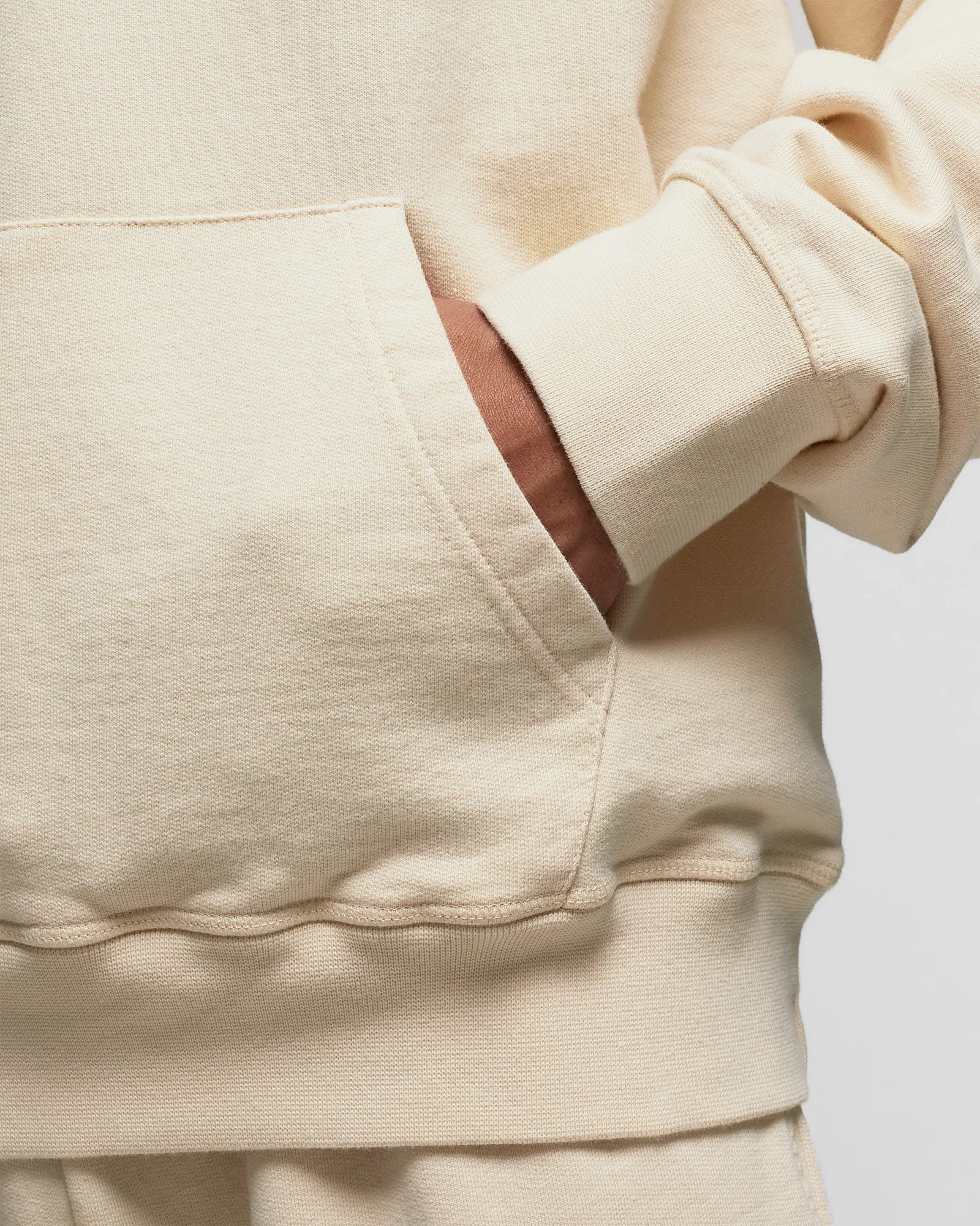 Arte Antwerp Hearts leaves arte logo chest Hoodie