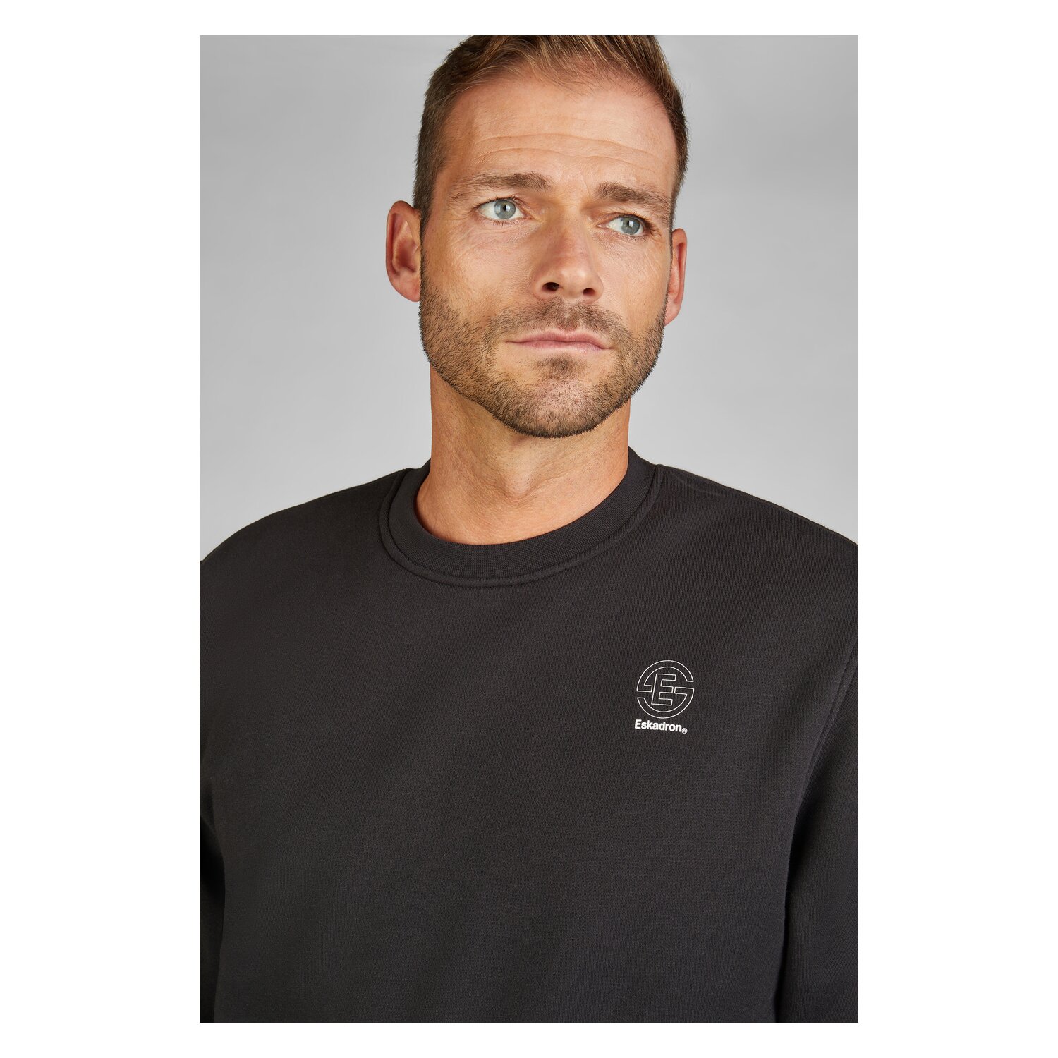 ESKADRON Dynamic Sweatshirt - black