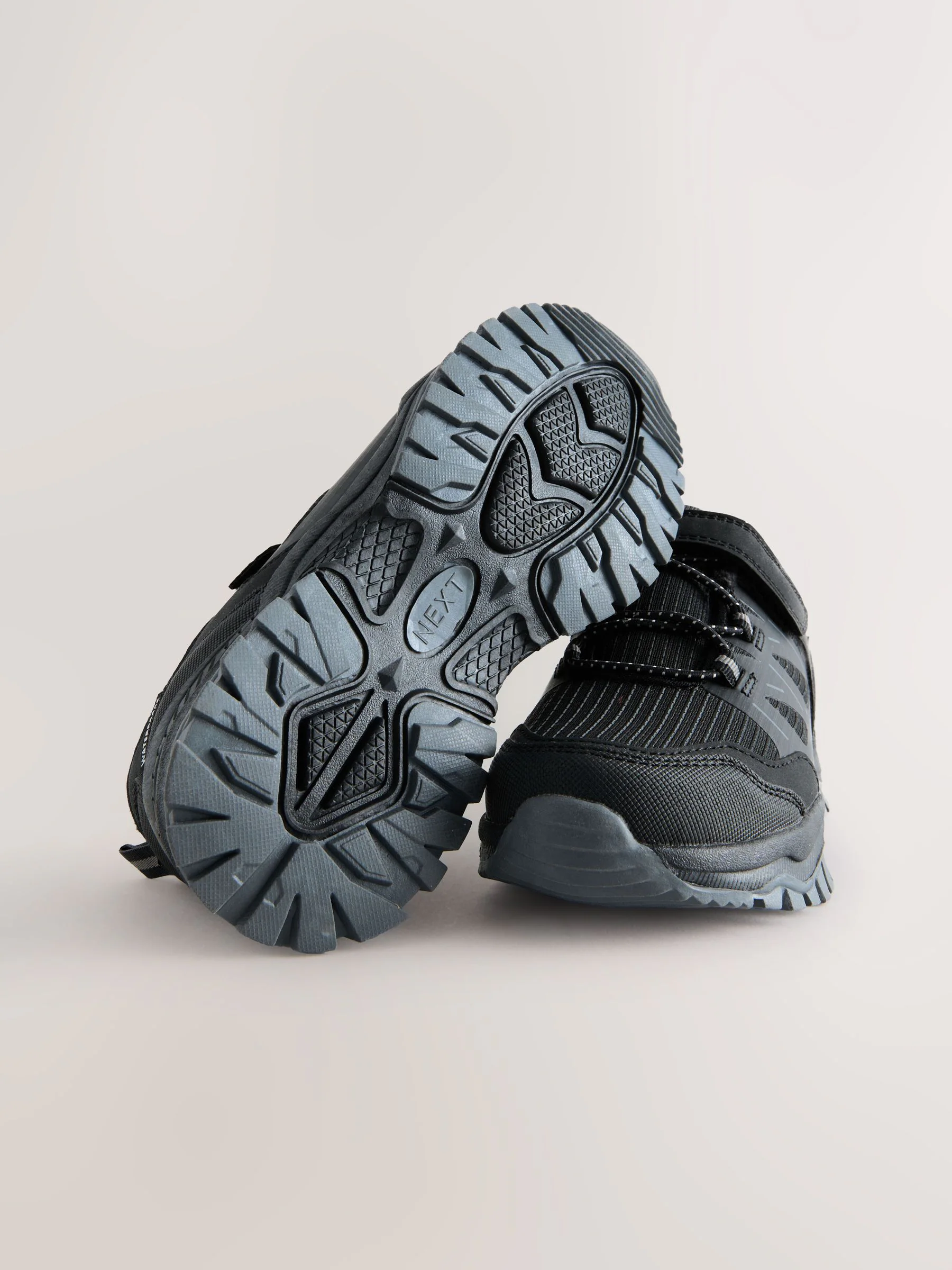Zwart - Waterbestendige wandelschoenen