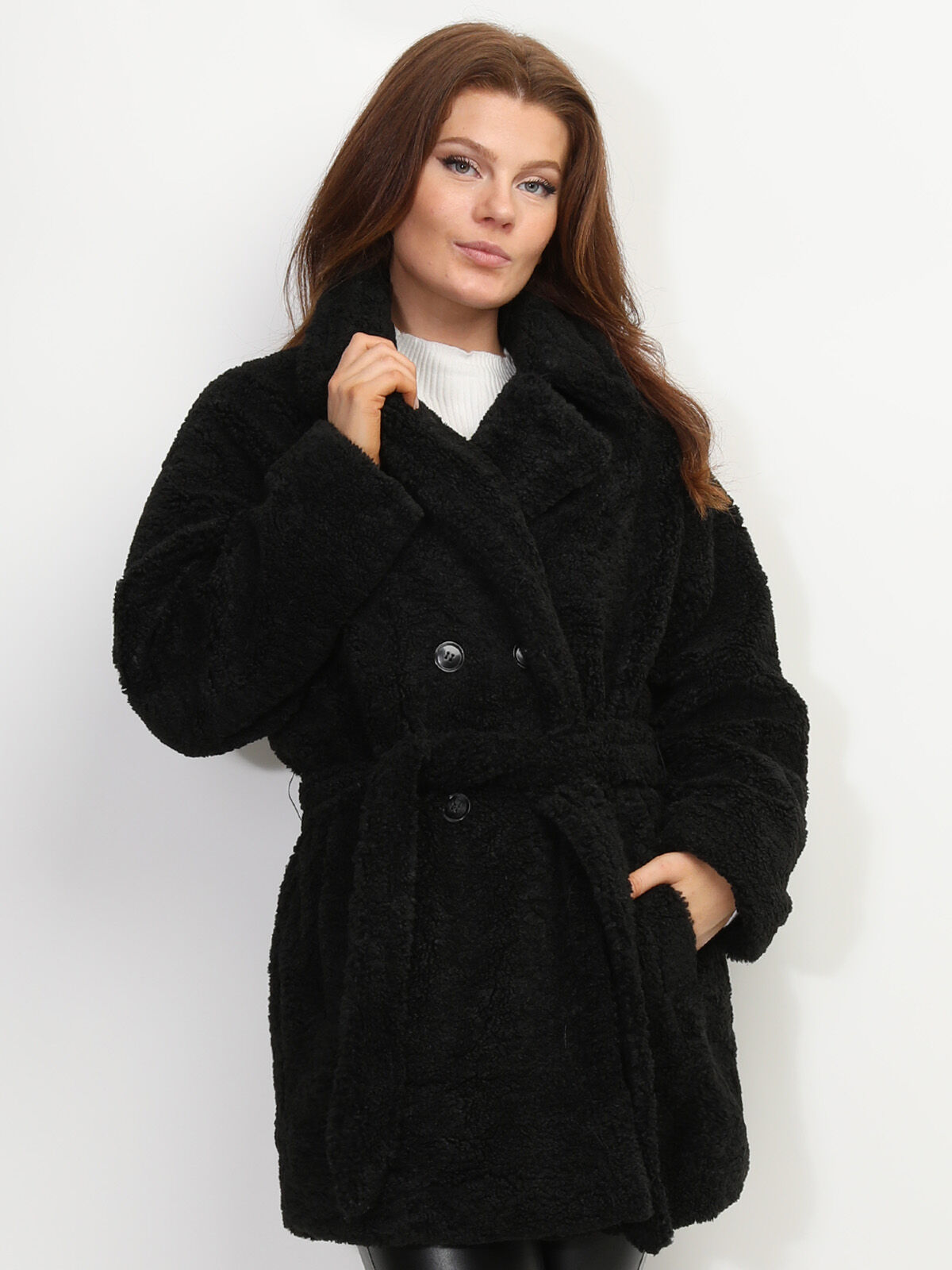 Manteau moutonné et ceinturé- Noir