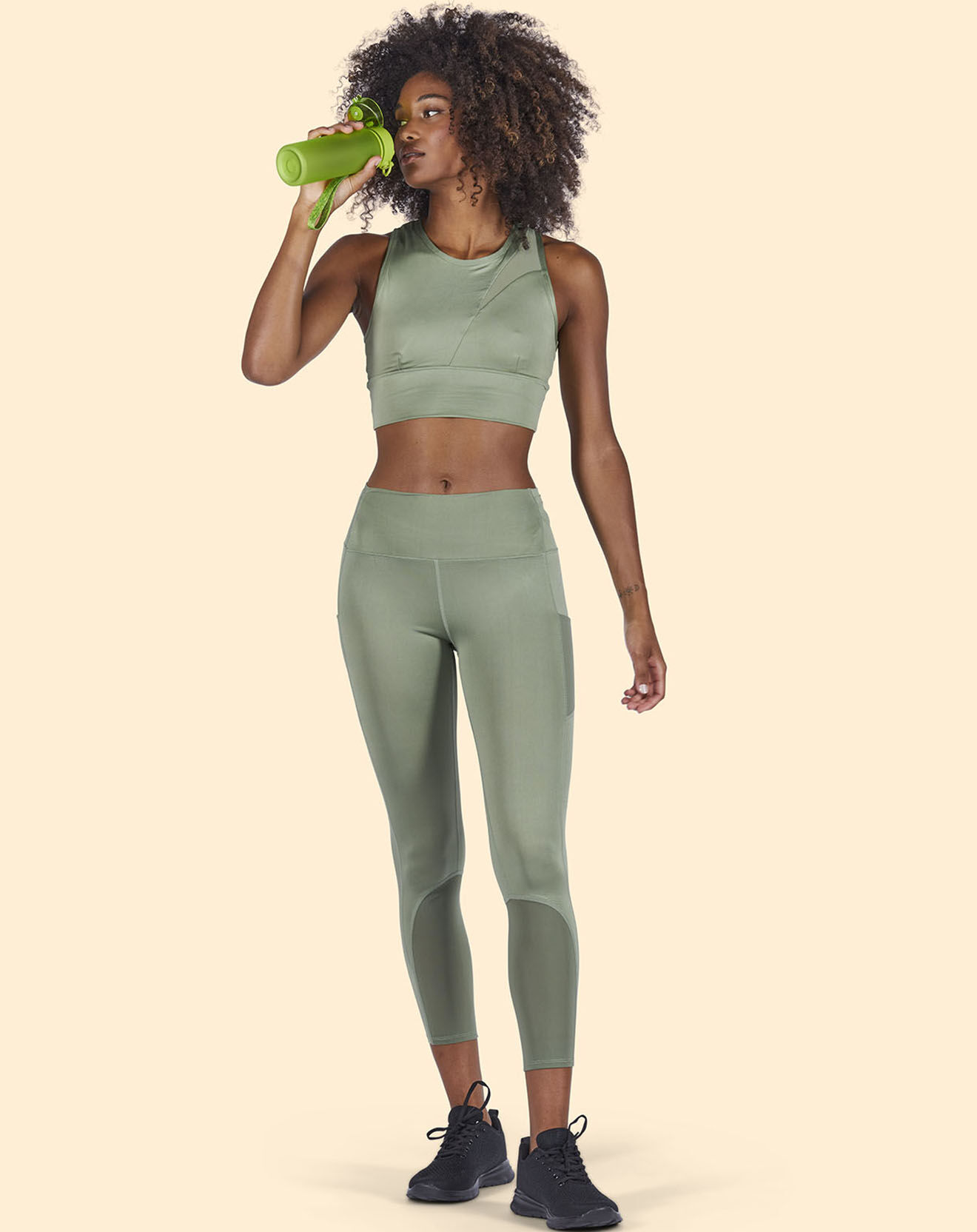 Onamaste Legging de sport kaki