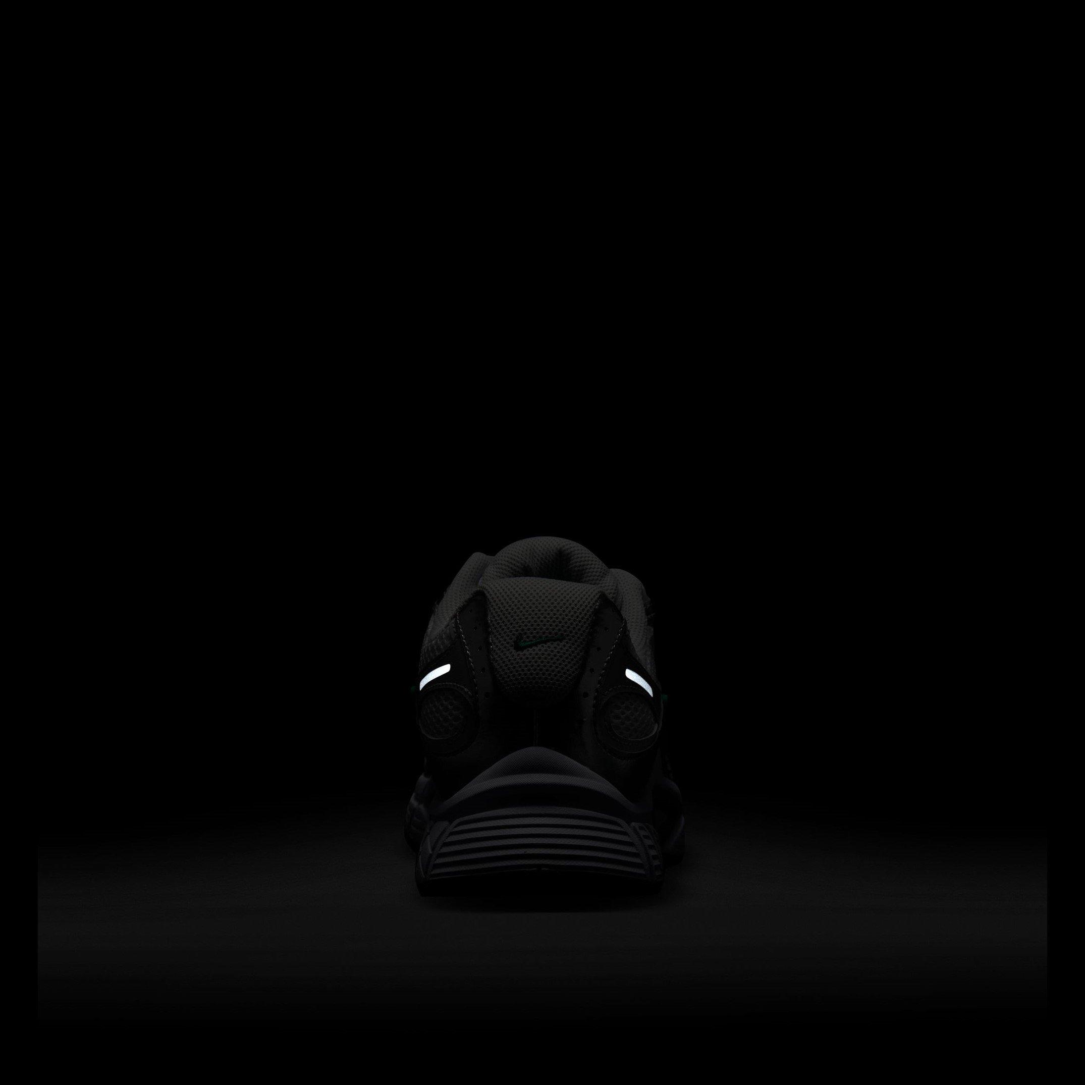 Nike V5 RNR