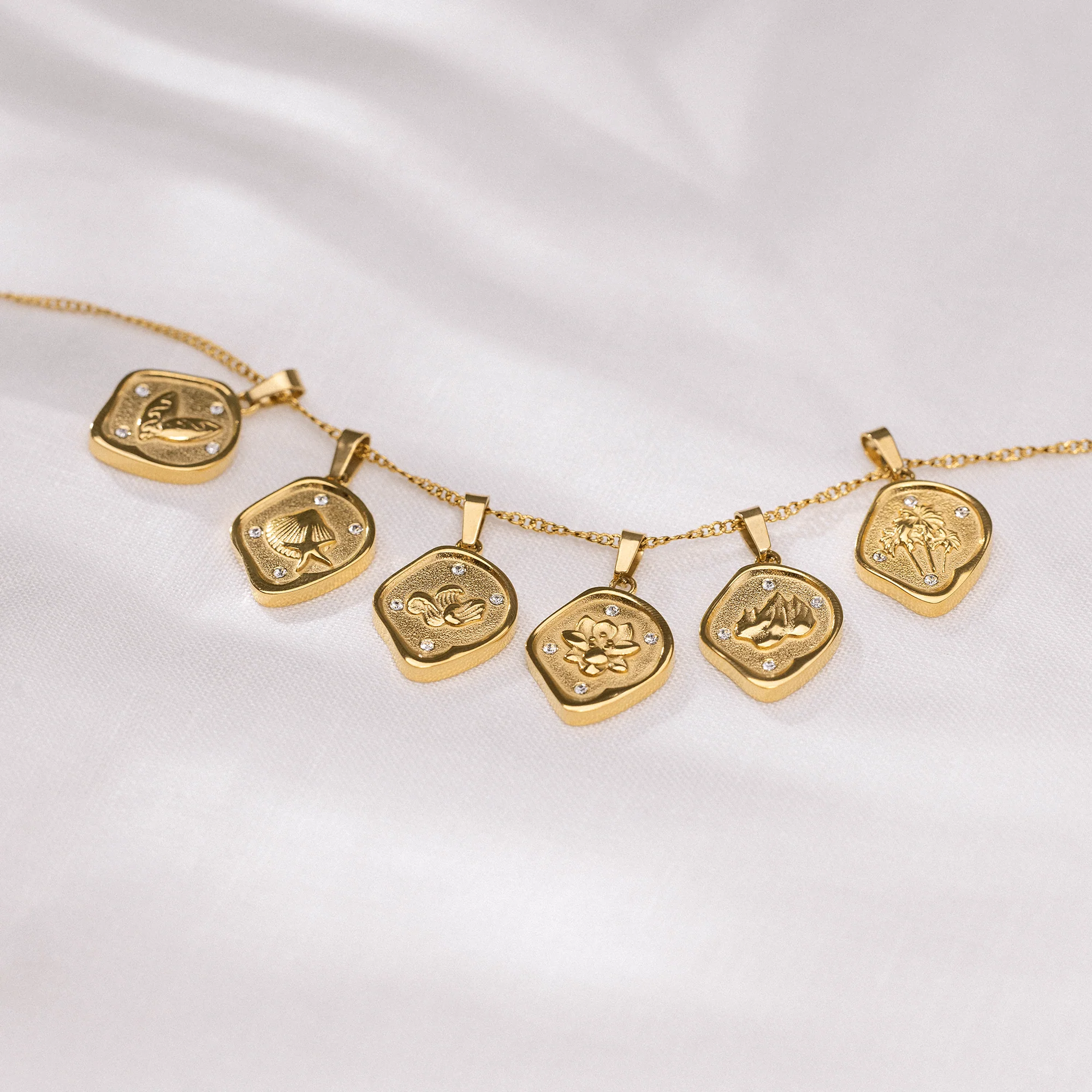 Wave Coin Charm - PURELEI