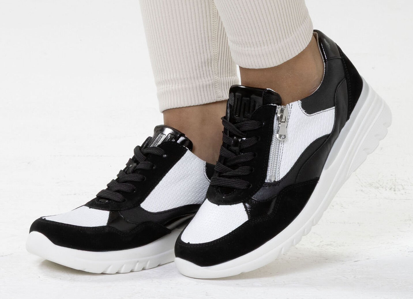 Waldläufer, bequeme Damen-Schnürschuhe, Weite H, mit herausnehmbarem Fussbett