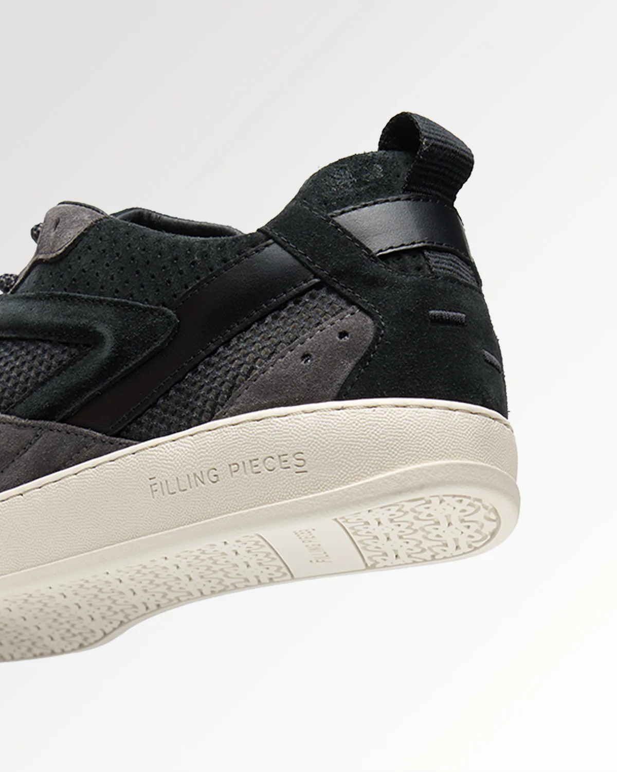 Prism Peak Black / Grey
