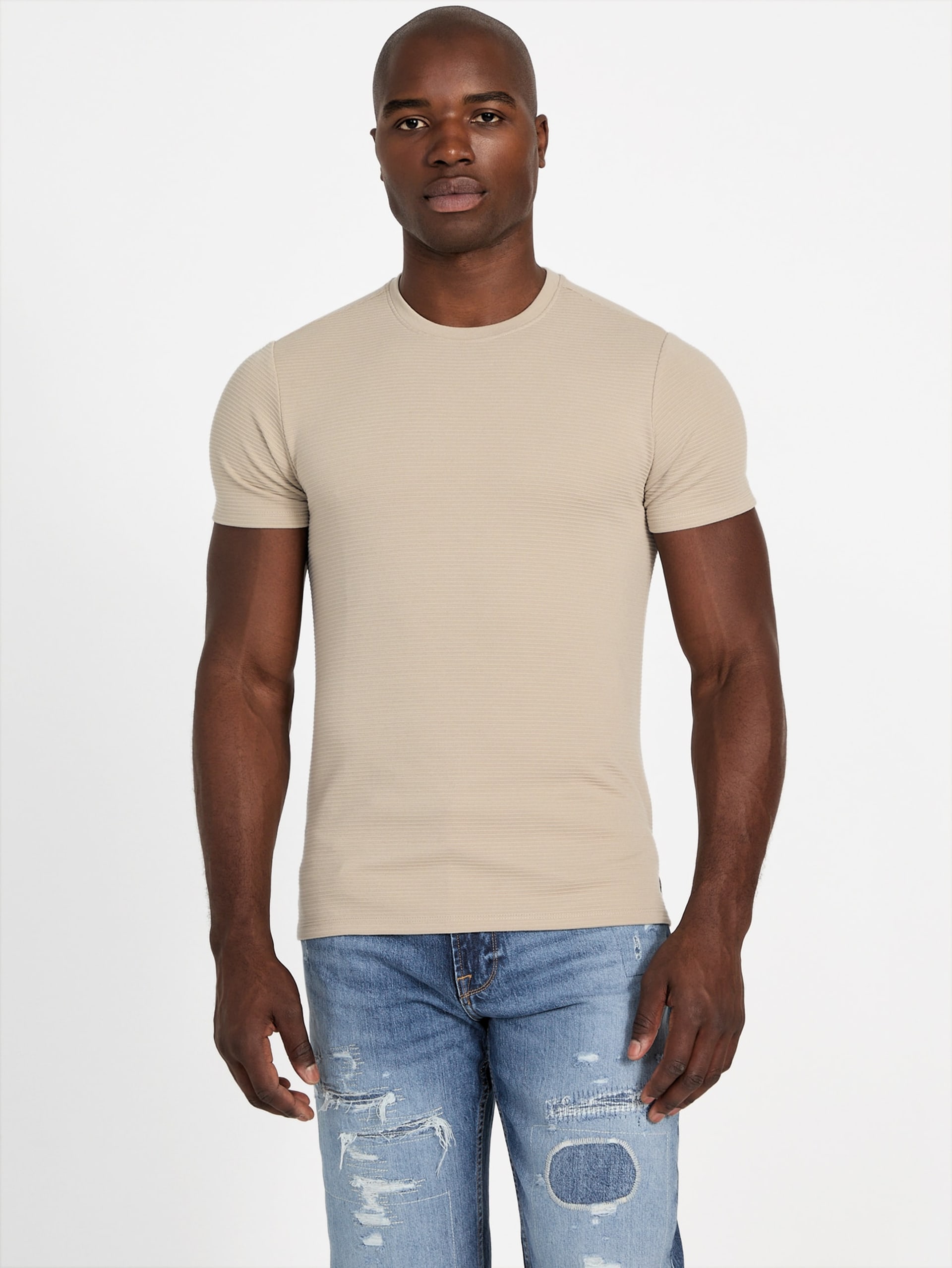 Camiseta com listras texturizadas